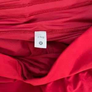Lululemon pace rival mid rise skirt red